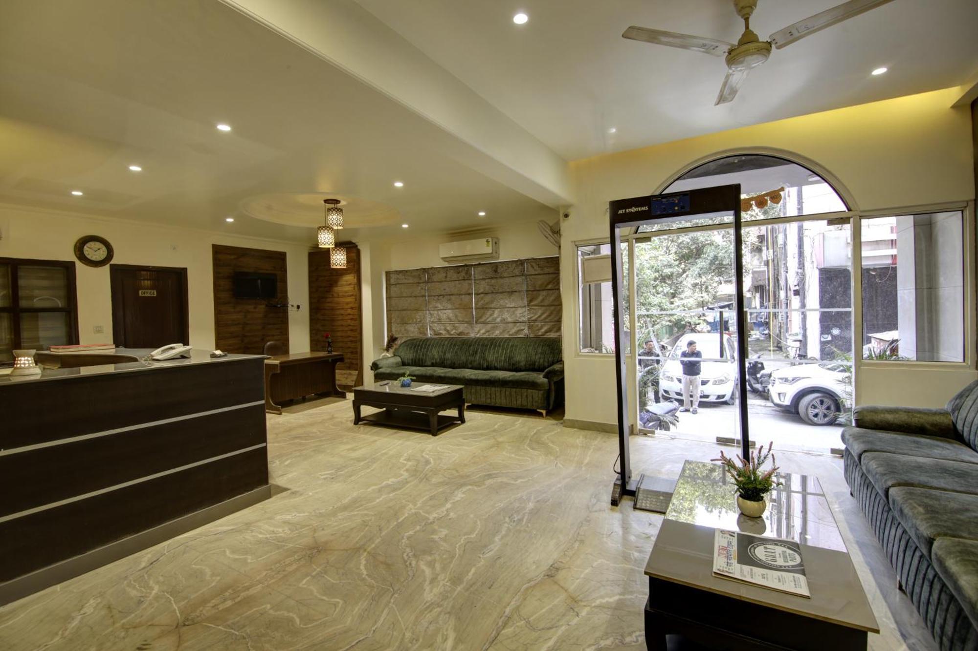 Hotel Kashish Plaza - 5 Mins From Metro Station เดลี ภายนอก รูปภาพ